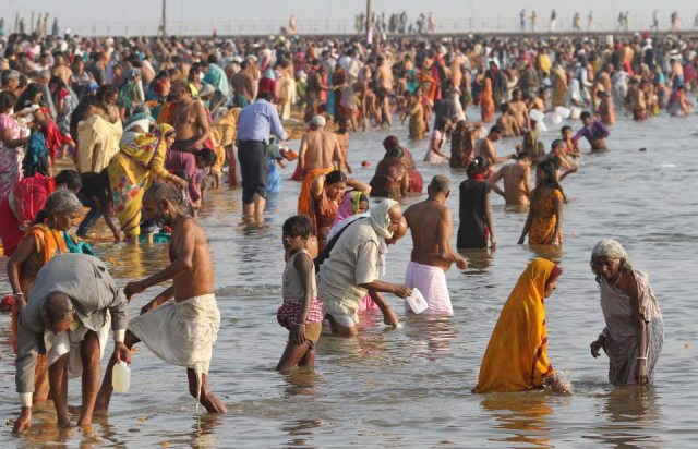 563192_10151440804424917_40945647_n