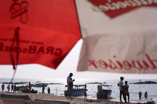 488025_10151445359194917_1877627147_n